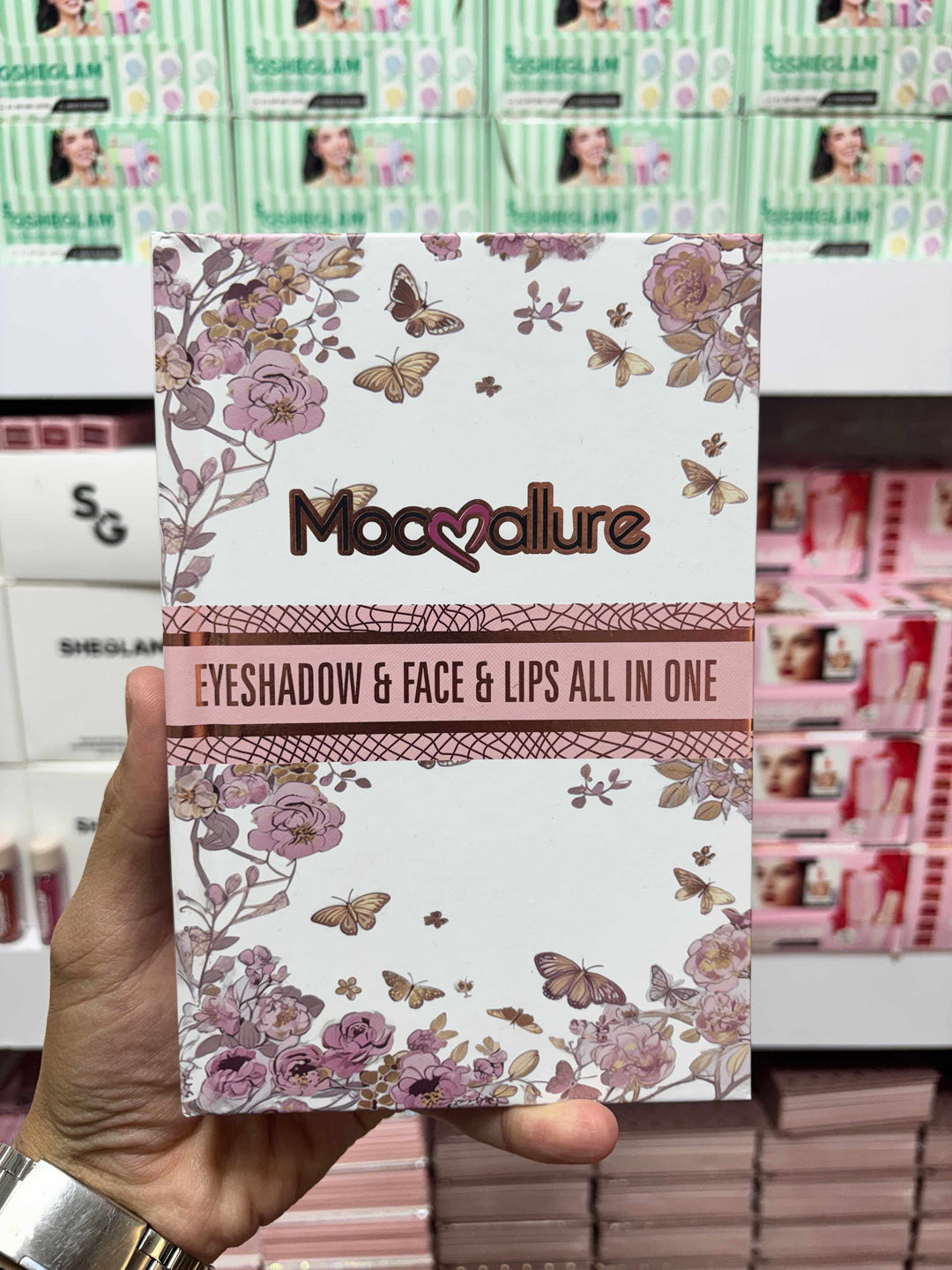 Mocallure Eyeshadow &amp; Face &amp; Lips All in one 7 pages book